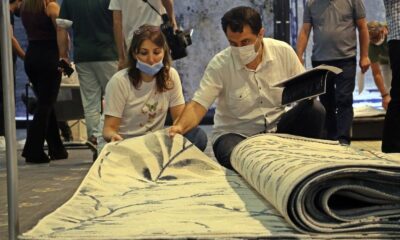 Güneş ve suya dayanıklı halılar Antalya’da görücüye çıktı