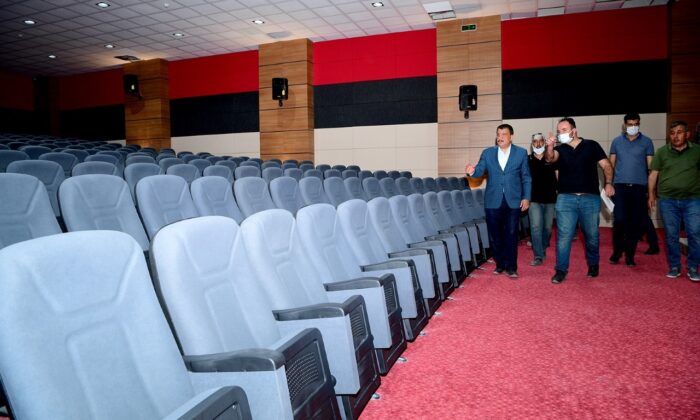 Gürkan, Fuar Merkezi’nde inceleme yaptı