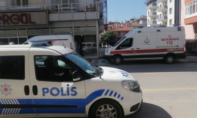 Haber alamadıkları arkadaşlarını evinde ölü buldular