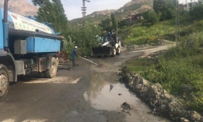 Hakkari’de kanalizasyon arızasıyla mücadele çalışması