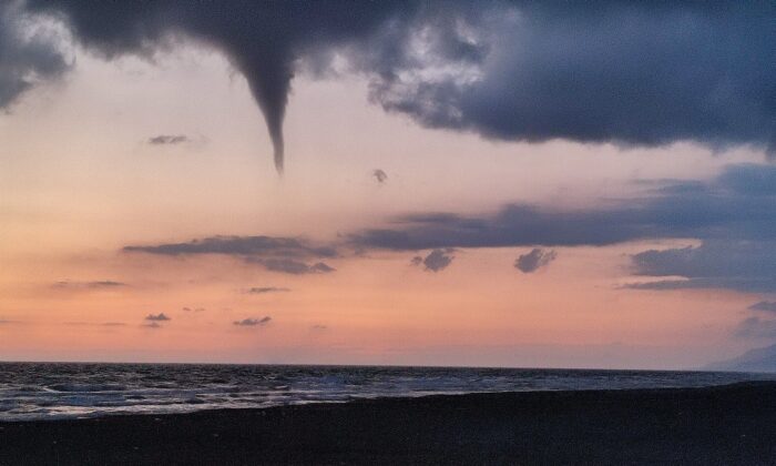 Hatay’da çıkan 8 ayrı hortum korkuttu