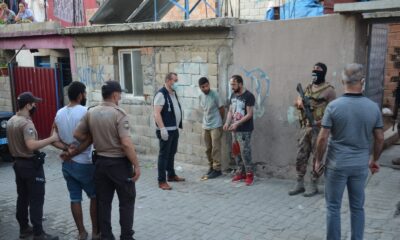 Hatay’da uyuşturucu operasyonu: 8 gözaltı