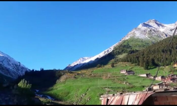 Haziranda kar süprizinden Rize’nin yaylaları da nasibini aldı
