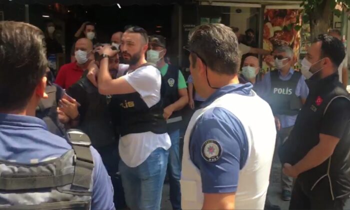 HDP il binası önünde hareketli dakikalar