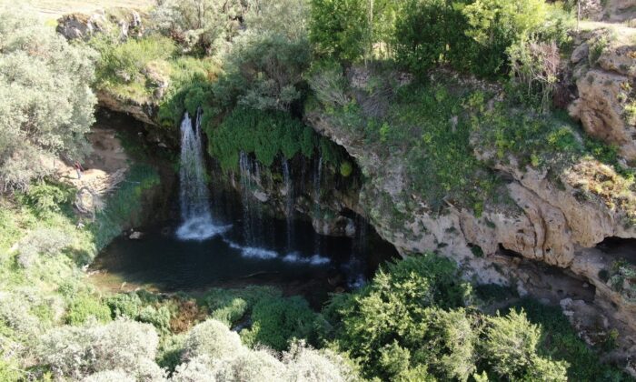 Her mevsim ayrı güzel, Yıldız şelalesinde ilkbahar mevsimi