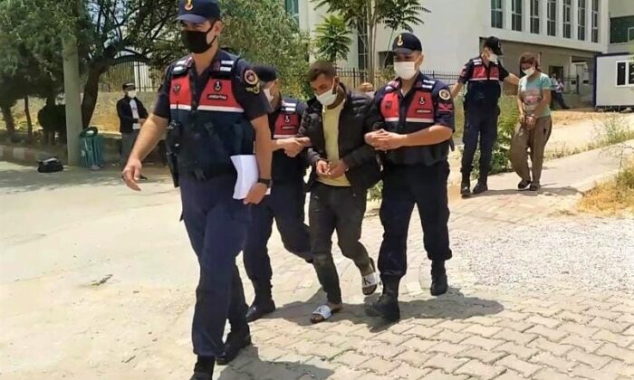 Hırsız sevgililer çaldıkları 70 bin TL’lik kabloyu eritirken yakalandı