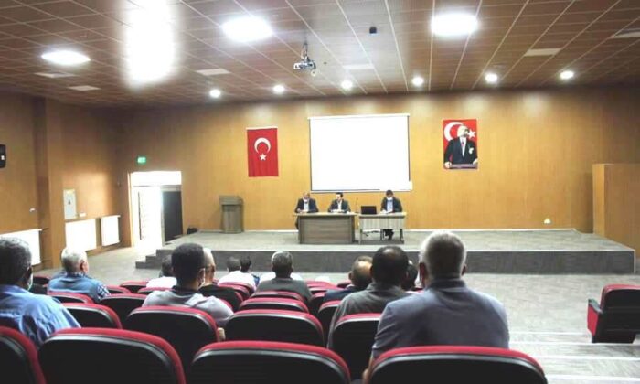 Hisarcık’ta dere yataklarının ıslah edilmesi ve temizlenmesi konulu toplantı