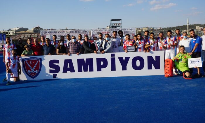 Hokeyde Erkekler Açık Alan Süper Ligi sona erdi