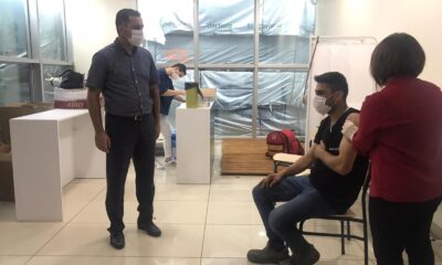 İlçede kurulan aşı çadırına yoğun ilgi