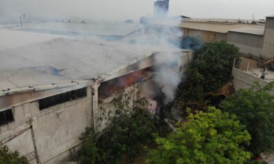 İplik fabrikasının pamuk deposu alevlere teslim oldu