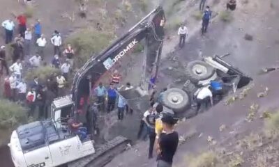 İş makinesinin altında kalan sürücü çıkarıldı