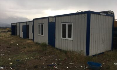 İşçilerin kaldığı konteynerleri çalıp sattı