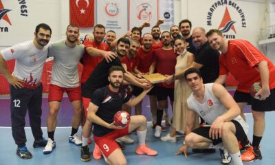 İşitme Engelliler Hentbol Milli takımı Muratpaşa’da kamp yapıyor