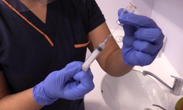 Isparta’da aşı sırası gelen vatandaşlar randevu almadan aşı olabilecek