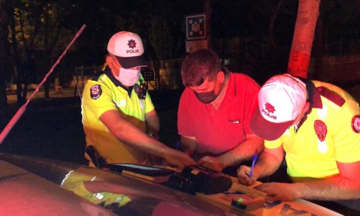 Isparta’da kısıtlamaya uymayanlara 245 bin 250 lira ceza