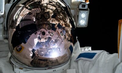 ISS’deki astronotlar uzay yürüyüşüne çıktı