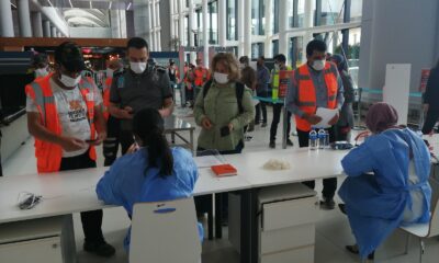 İstanbul Havalimanı aşı merkezinde havalimanı çalışanları aşılanmaya başladı