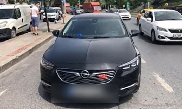 İstanbul’da çakarlı araç denetimi: 899 araca 1 milyon 203 bin 761 TL ceza kesildi