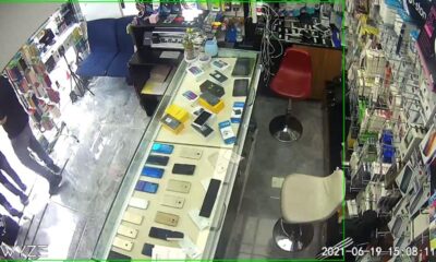 İstanbul’da deprem anı kamerada