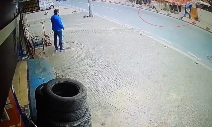 İstanbul’da nefes kesen polis-hırsız kovalamacası: 2 gözaltı