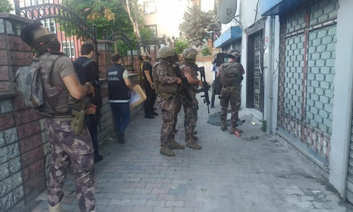 İstanbul’da örgütlü uyuşturucu satıcılarına yönelik eş zamanlı operasyon