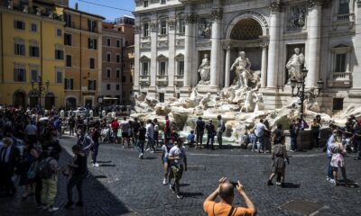 İtalya’da son 24 saatte 2 bin 483 yeni vaka