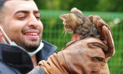 İtfaiye erlerinden yürekleri ısıtan kurtarma operasyonu