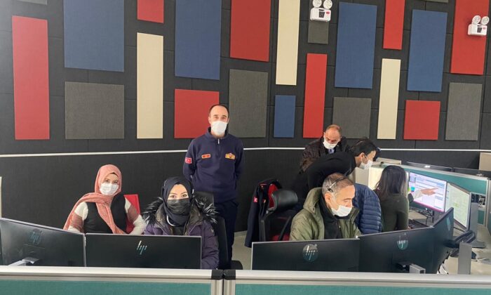 İtfaiye Müdürlüğü 112 Acil Çağrı Merkezinde hizmetine devam ediyor