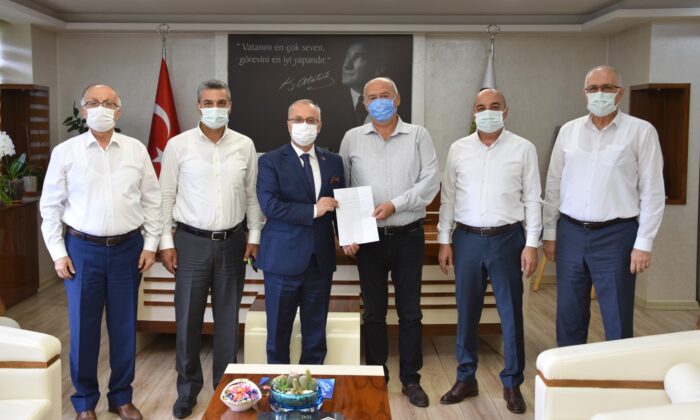 İYİ Parti’den seçilmişti, MHP’ye geçti