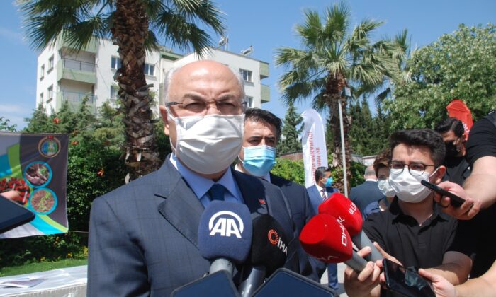 İzmir’de vaka sayısı 200’ün altına indi