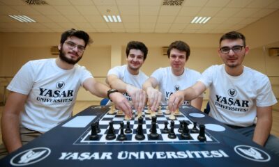 İzmir’e şampiyonluk getirdiler