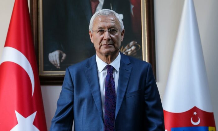 İzmirli taksiciler aşı önceliği istiyor