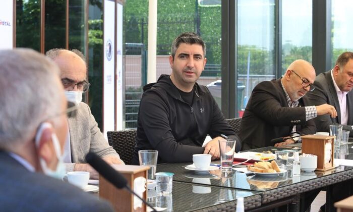 Kademeli normalleşmenin ilk muhtarlar toplantısı yapıldı