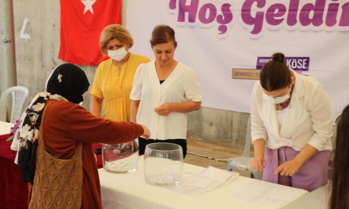 Kadın üretici pazarı kuraları çekildi