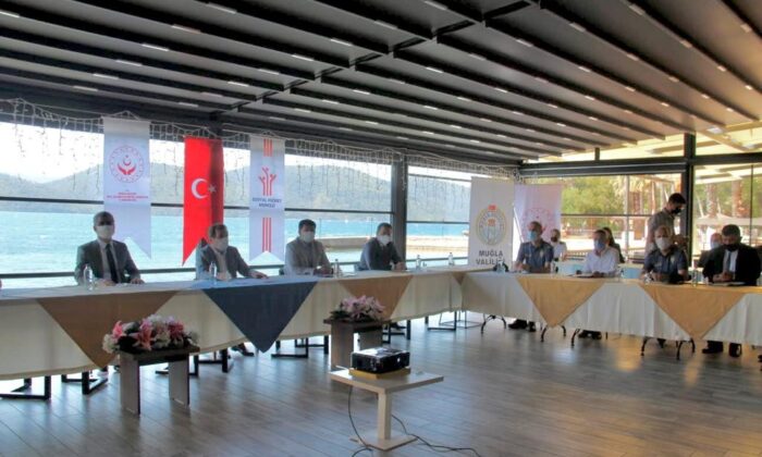 Kadına yönelik şiddetle mücadele toplantısı düzenlendi