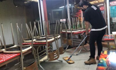 Kafe ve restoranlarda kademeli normalleşme temizliği geceden başladı