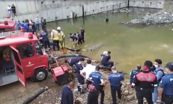 Kağıthane’de feci olay: İnşaattaki gölette boğulma tehlikesi geçiren çocuğu dalgıçlar kurtardı