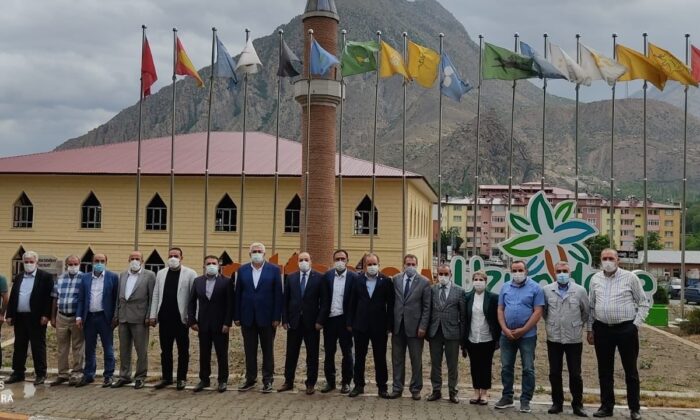 Karataş ve Öz Uzundere’de