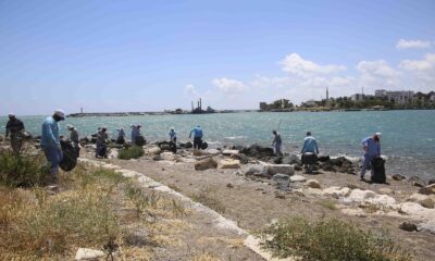 Karataş ve Yumurtalık’ta sahiller temizlendi