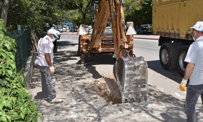 Karatay Belediyesi 150 adet yeraltı çöp konteynerinin kurulumu yaptı