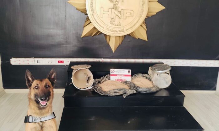 Kargo aracında 10 kilo eroin ele geçirildi