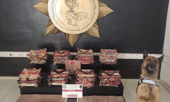 Kargo aracında eroin ele geçirildi