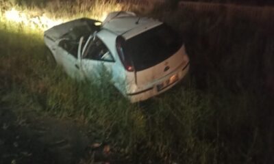 Karpuz taşıyan tıra çarpan otomobilin sürücüsü hayatını kaybetti