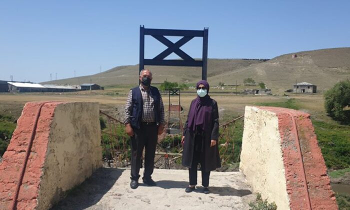 Kars’ın tek asma köprüsü yeniden yapılıyor