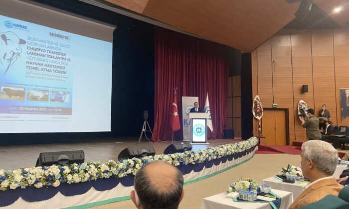 Kars’ta Beefmaster ve Zavot Sığır Irklarında Embriyo Transfer Lansman toplantısı yapıldı