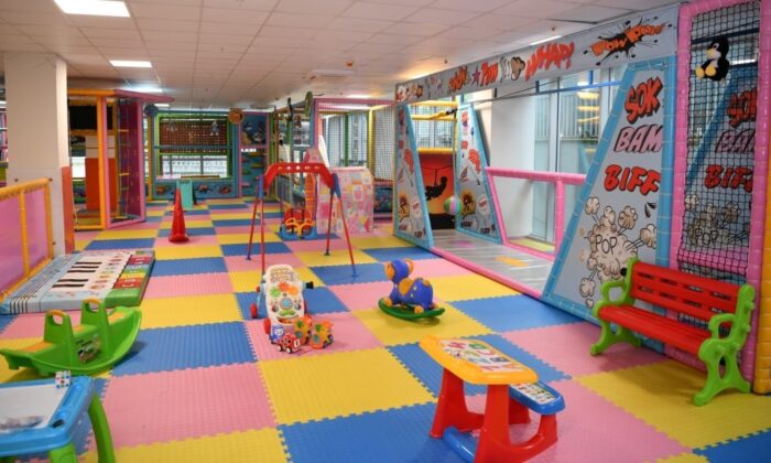 Kartepe çocuk oyun evi çalışmalarında sona gelindi