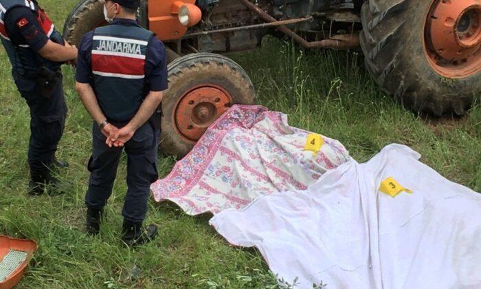 Kastamonu’da traktör devrildi: 2 ölü