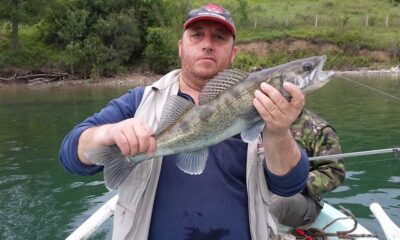 Kavgayı ayırırken hayatını kaybeden balıkçı toprağa verildi