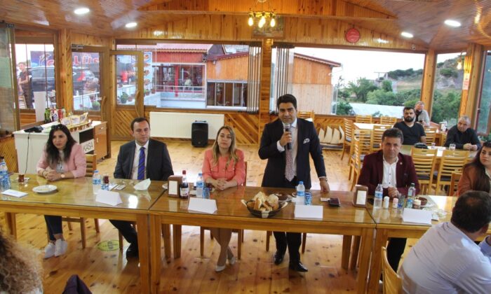 Kaymakam Kini’ye veda yemeği