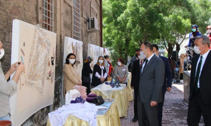 Kayseri’de Hayat Boyu Öğrenme Haftası kutlandı